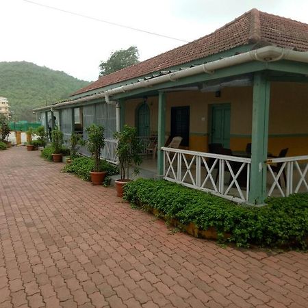Golden Swan Beach Resort Murud  Bagian luar foto