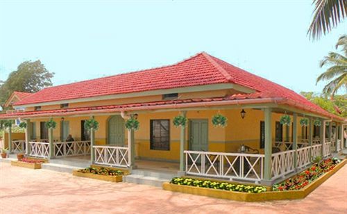 Golden Swan Beach Resort Murud  Bagian luar foto